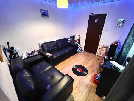5 bedroom house share to rent - Photo 2