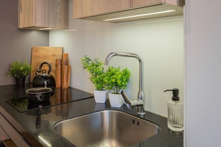 1 bedroom flat to rent - Photo 2