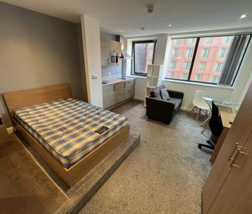 Studio to rent - Photo 5