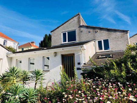 Portland Gardens Room 1 (Ensuite) - Photo 5
