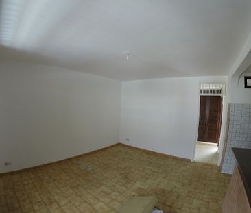 Location Appartement 2 pièces 47m² CAYENNE 97300 - Photo 2