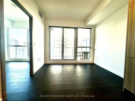 For Lease - 27 mcmahon Drive Unit# 1215, Toronto, Ontario - Photo 2