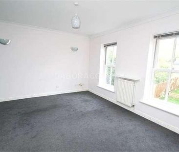 Macleod Road, Winchmore Hill, N21 - Photo 1