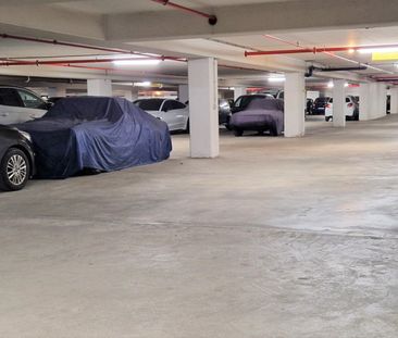 Moderne 2 ZKB mit EKB und Aufzug - Photo 2