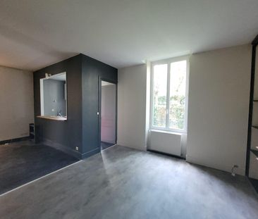 Location Appartement 3 pièces 79m² LYON 9ème - Photo 6