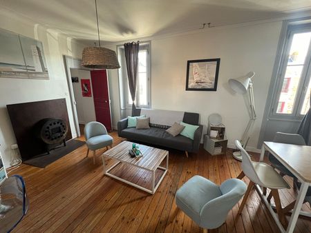 Appartement - 3 pièces - 64 m² - Centre-Ville Des Sables d'Olonne - Location Nue - Photo 2