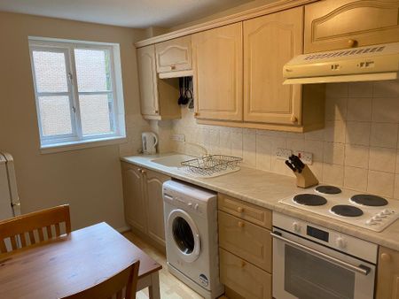 1 bedroom flat to rent - Photo 3