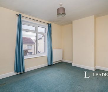 3 bedroom house to rent Gordon Road, Fareham, Hampshire, PO16 - Photo 4