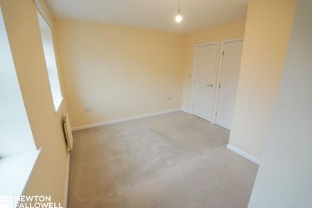 3 bedroom terraced house to rent - Photo 3