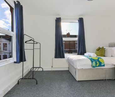 4 Bed Semi-Detached House, Bridge Grove, NG2 - Photo 4