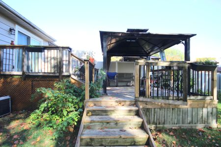 For Lease - 4244 York Drive, Niagara Falls, Ontario - Photo 3