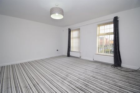 The Point, Wakefield - Photo 2