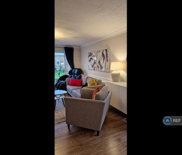 2 bedroom end of terrace house to rent - Photo 3