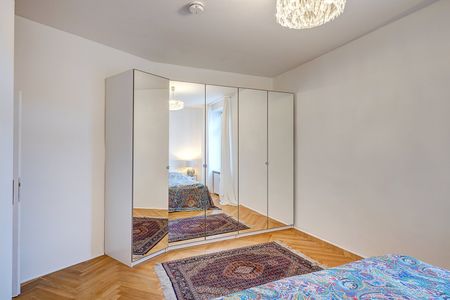 Charming period apartment at the English Garden - Photo 4