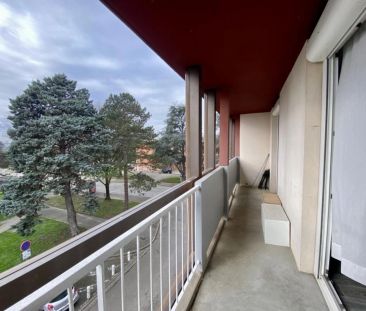 A AGEN, APPARTEMENT T4 MEUBLÉ AVEC PARKING EXTÉRIEUR ET TERR - Photo 6