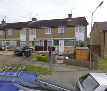 Chace Avenue, Potters Bar EN6, London - Photo 1