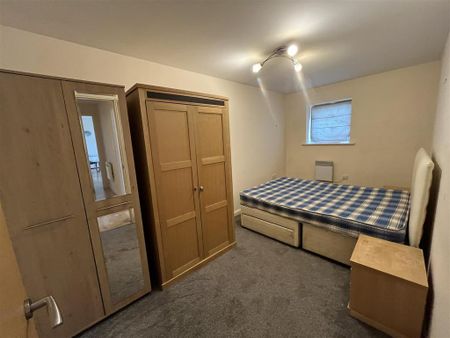 2 bedroom apartment to rent - Photo 3