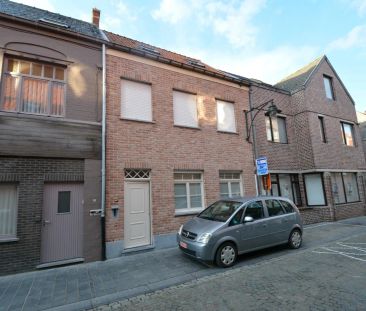 Prachtige en ruime woning in het centrum van Koekelare - Photo 1