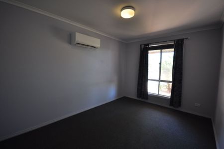 13 Centennial Loop, 6722, South Hedland Wa - Photo 2