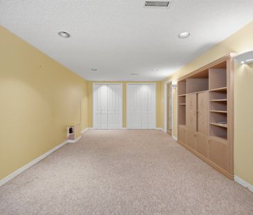 For Lease - 49 McCaul Street, Brampton, Ontario - Photo 2