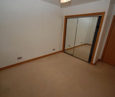 East Float Quay Dock Road Birkenhead, 2 bedroom, Flat - Photo 1