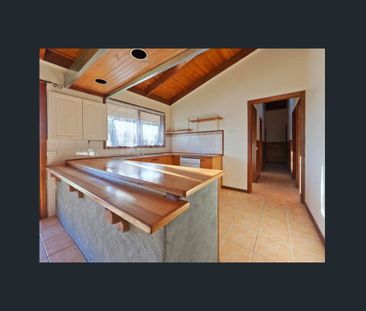 Coastal Comfort - Photo 1
