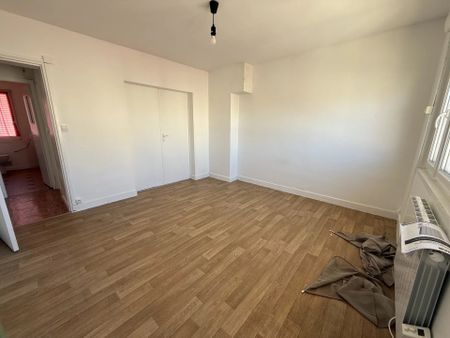 Location Appartement 2 pièces 43m² LE PORTEL 62480 - Photo 2