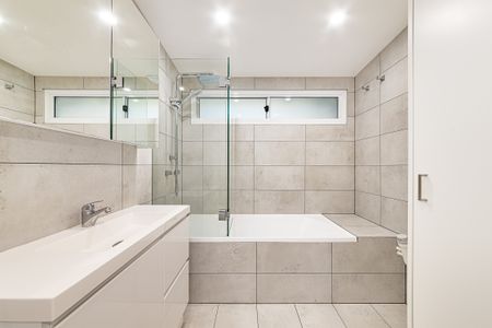 128 Simmons Street, Enmore NSW 2042 - House For Rent | Domain - Photo 5