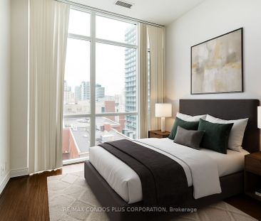 Vu Condos and Lofts - Photo 4