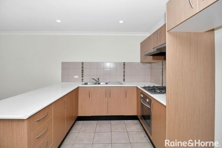 1/42 Luttrell Street, Glenmore Park, NSW 2745 - Photo 4