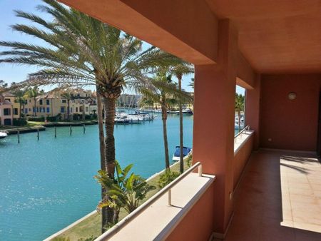 4 room luxury Apartment for rent in Sotogrande, Spain - Photo 5