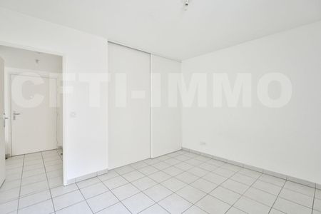 Location Appartement 3 Pièce(s) LYON 3EME ARR. (69003) - Photo 3