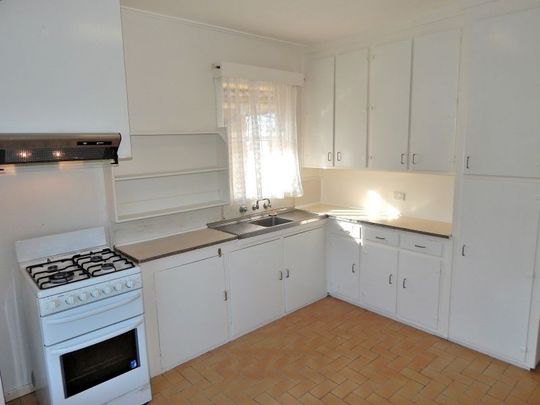 SIZE, VALUE AND FAMILY PERFECT! - Photo 1