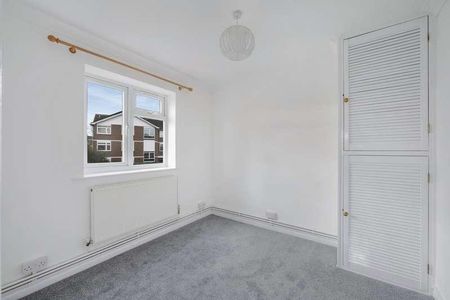Park Road, Surbiton, KT5 - Photo 2