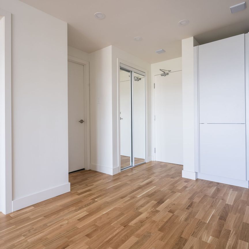 230 Oak Street - Photo 1