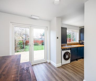 1 bedroom in a house share to rent - Photo 3