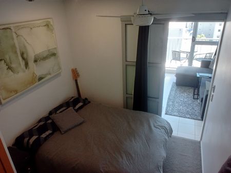 Fully Furnished Two-Bedroom Apartment - Photo 2