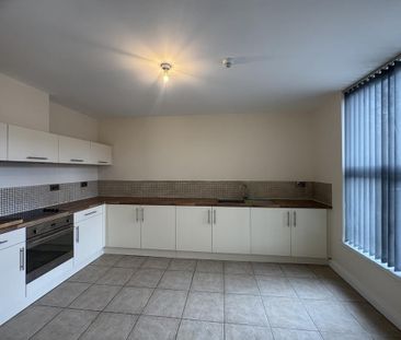 2 bedroom flat to rent - Photo 3