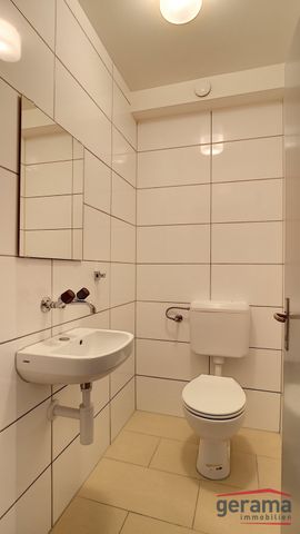 Dernier étage 3.5 pièces 112m2 avec charme et vue! - Photo 4