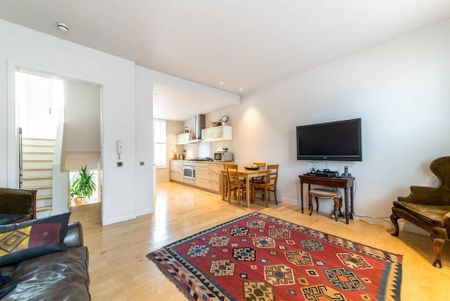 2 bedroom maisonette to rent - Photo 2