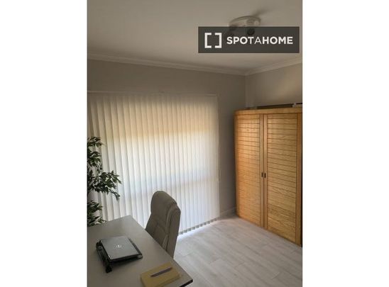 lisbon, Lisbon 2670-338 - Photo 1