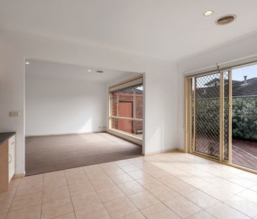 Lovely private setting - Photo 2