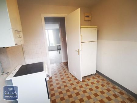 Location Appartement 3 pièces 52m² ST ETIENNE 42100 - Photo 2