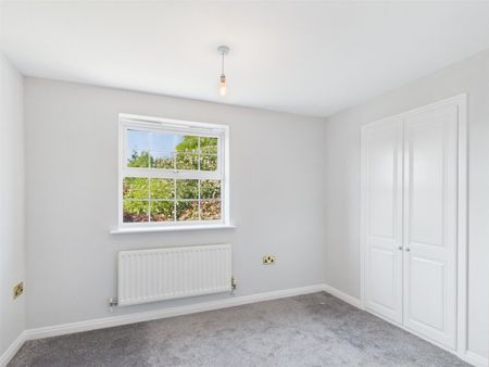 5 BED House To rent - Photo 3