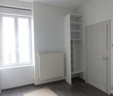 Location Appartement 2 pièces 44m² LE CREUSOT 71200 - Photo 2