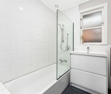 Fabulous Family Home in Good Location - Photo 5