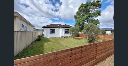 Light-Filled 3 Bedroom Family Home with Secure Yard - Photo 4