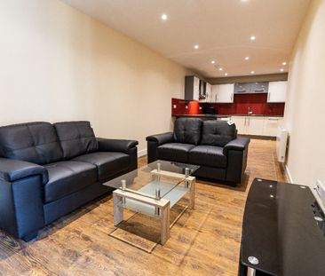 3 bed Apartment 33 Ecco - Photo 4