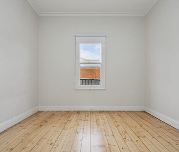 Charming Fully Renovated Californian Bungalow - Photo 6