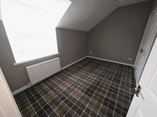32a Glenshane Road, Altnagelvin, Londonderry, BT47 5SD - Photo 1